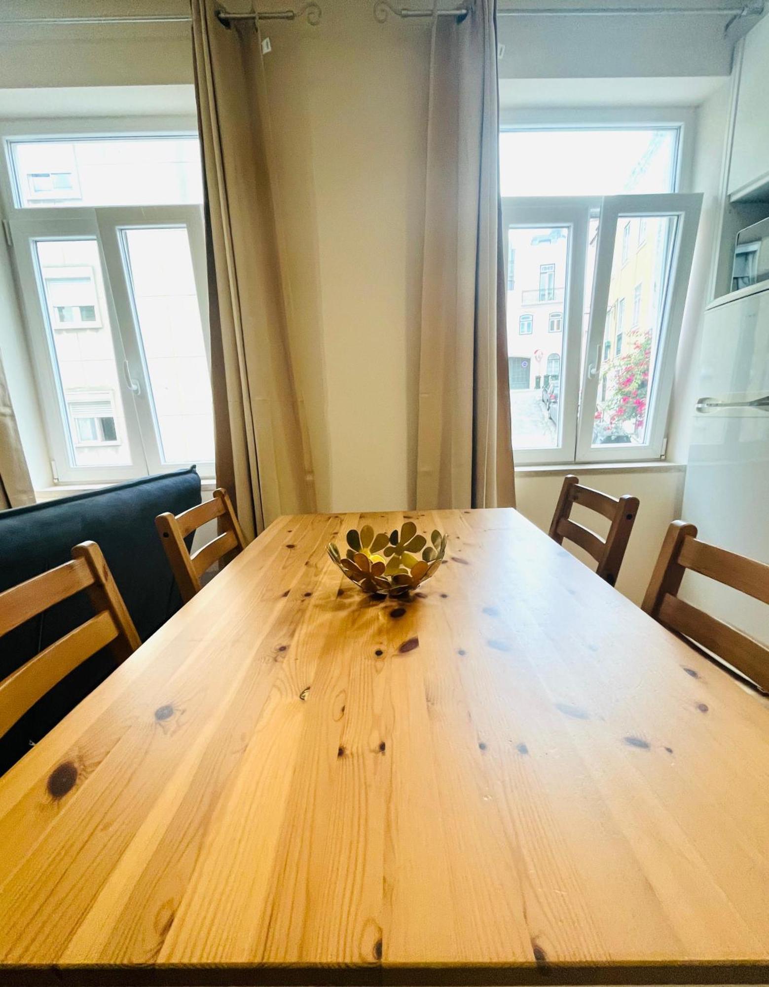 BRANDNEW Designer's 2-bed Apartment Lisbon 1011D Eksteriør billede